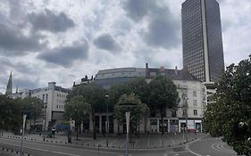 Studio Duquesne 1/2 Pers